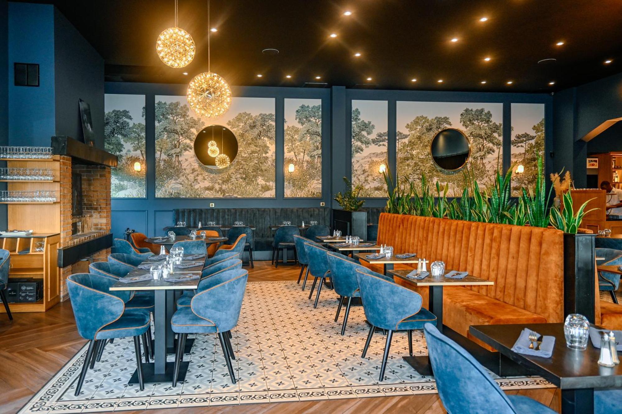 Logis Clermotel - Hotel & Restaurant 아네 외부 사진